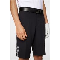 View J. Lindeberg Heath Shorts Black
